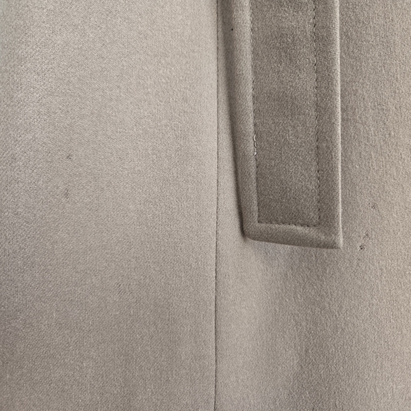 Vintage Pendelton Long Overcoat 100% Wool. (R12) - Picture 5 of 16